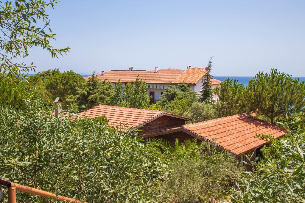 Assos Terrace Hotel Buitenkant foto