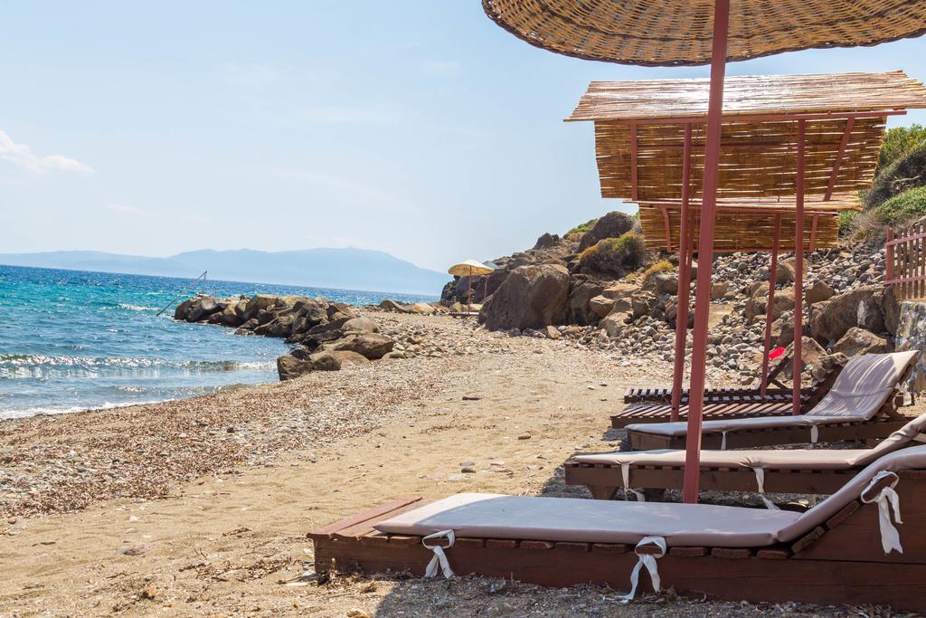 Assos Terrace Hotel Buitenkant foto