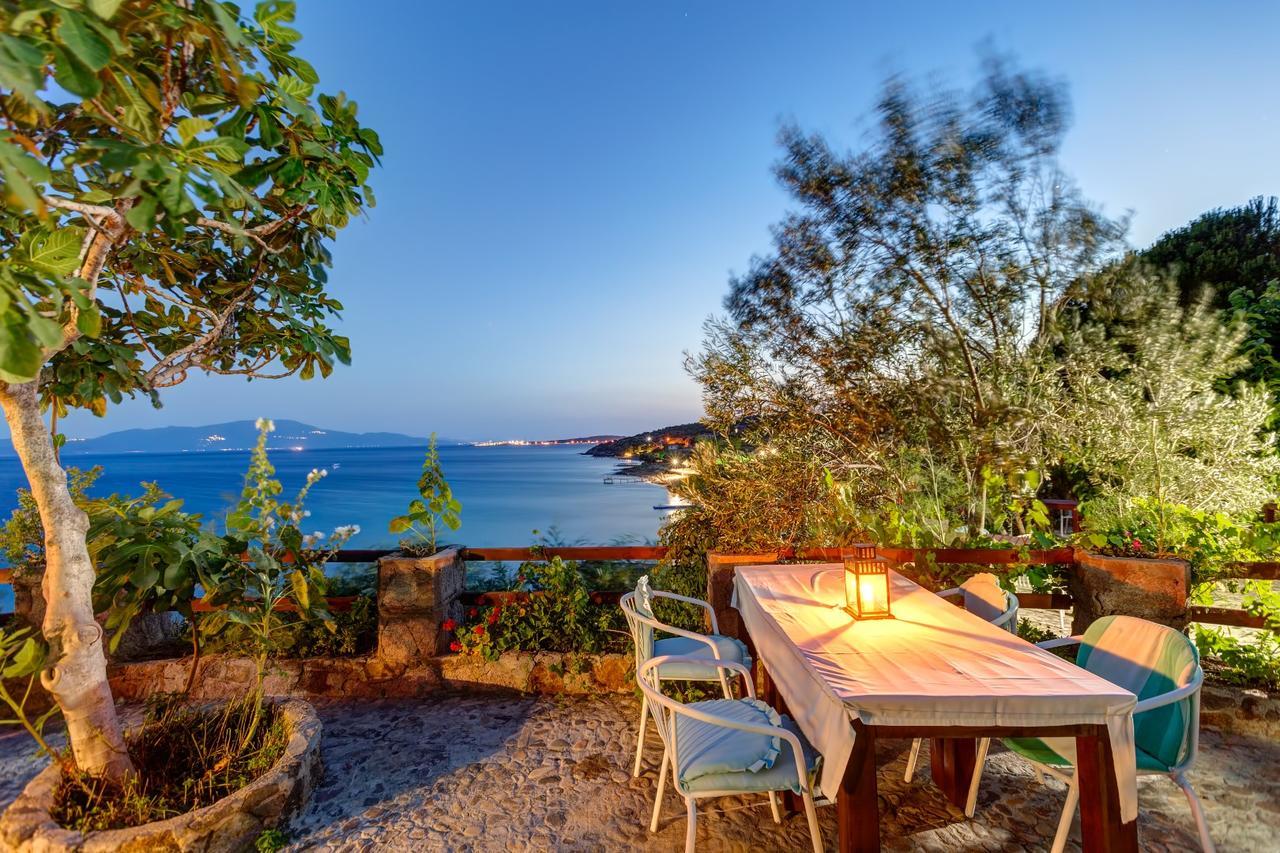 Assos Terrace Hotel Buitenkant foto